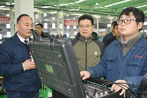 徐州市委常委、常務副市長王劍鋒到公司調研