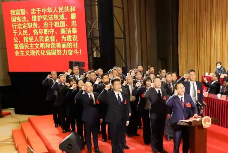 鑫科機(jī)器人董事長(zhǎng)張利同志當(dāng)選區(qū)人大常委